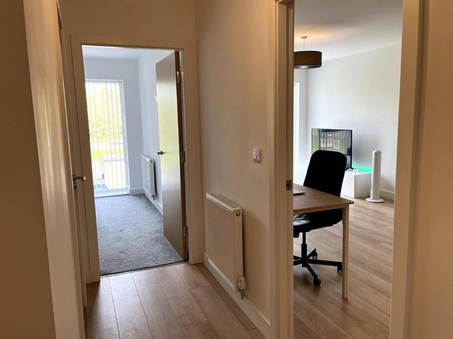 Modern 1 Bedroom Serviced Apartment - Near City Centre Doncaster Bagian luar foto